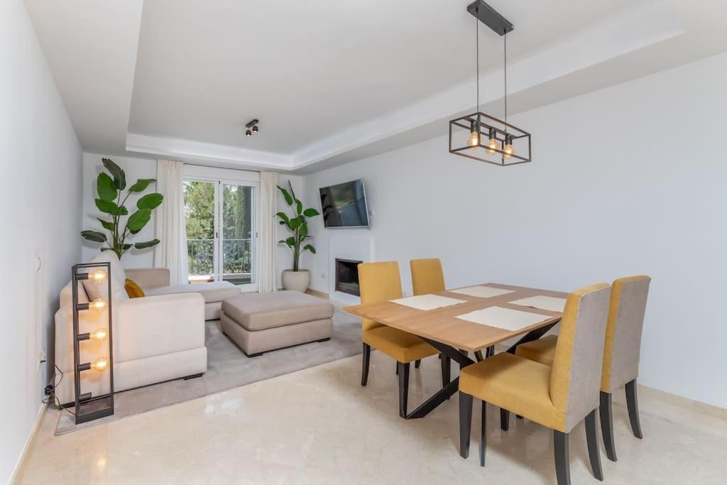 Great Location 2 Pools At Aloha Royal Rdr385 Appartement Marbella